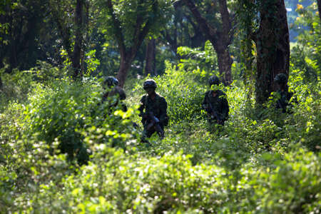 Hua Hin - December  03, 2013: Thai royal army soldier maneuver  03 december ,2013  in Pranburi , Prachuabkirikhan, THAILAND.のeditorial素材