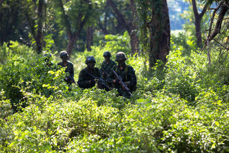 Hua Hin - December  03, 2013: Thai royal army soldier maneuver  03 december ,2013  in Pranburi , Prachuabkirikhan, THAILAND.のeditorial素材