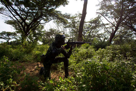 Hua Hin - December  03, 2013: Thai royal army soldier maneuver  03 december ,2013  in Pranburi , Prachuabkirikhan, THAILAND.のeditorial素材