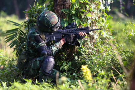 Hua Hin - December  03, 2013: Thai royal army soldier maneuver  03 december ,2013  in Pranburi , Prachuabkirikhan, THAILAND.のeditorial素材