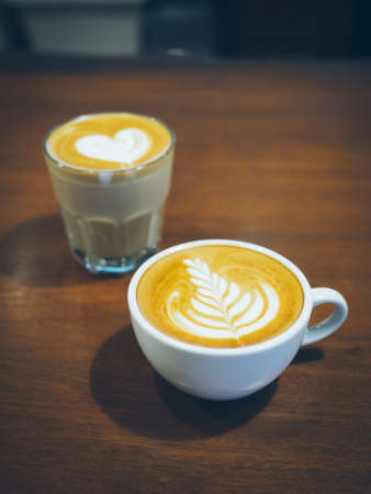 how to make latte art coffee in vintage colorの写真素材
