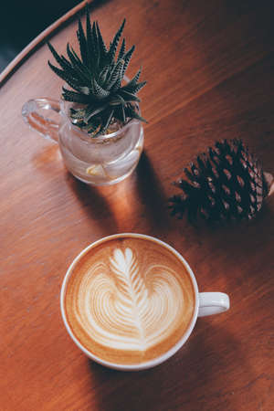 close up barista hand making a cup of coffee.の写真素材