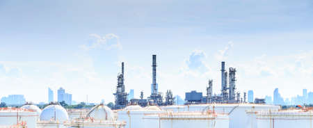 Industrial oil refineries in Thailand.のeditorial素材