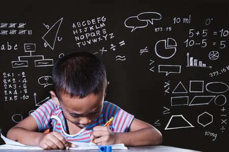 Orphans and the poor are studying.の写真素材