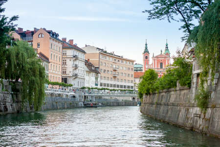 view on river ljubljanica going through the center of ljubljanaの写真素材