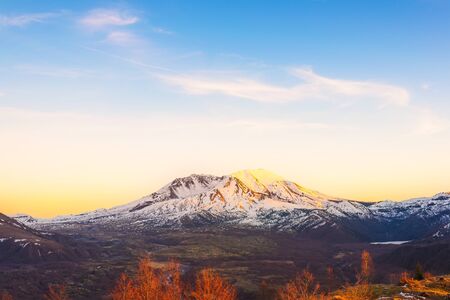 scenic view of mt st Helens with snow covered in winter when sunset ,Mount St. Helens National Volcanic Monument,Washington,usa.の写真素材