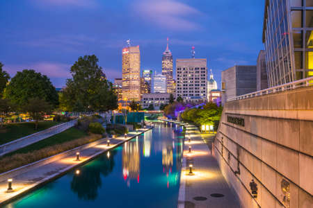 indianapolis,indiana,usa-09-13-17, beautiful indiannapolis skyline with reflection on water.のeditorial素材