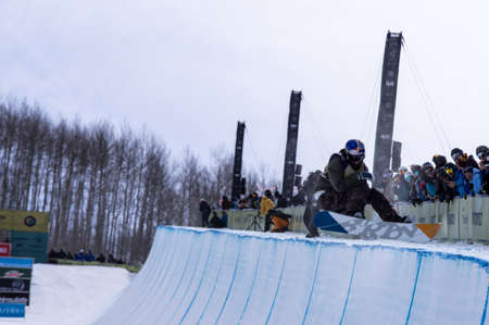 Vail, Co. - February 28, 2013 - Burton US Open Snowboarding Championship Half Pipe Scotty Jamesのeditorial素材