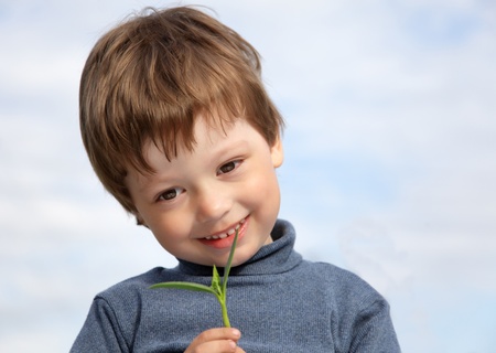 sprout in children handの写真素材