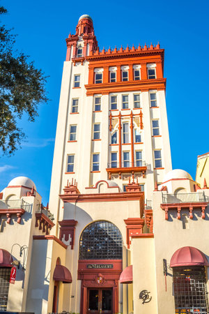 St Augustine, FL, USA - Feb 7, 2019: The Treasury on The Plazaのeditorial素材