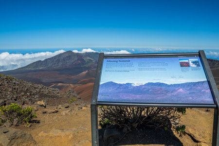 Maui, HI, USA - August 24, 2019: The Missing Summit signage postのeditorial素材
