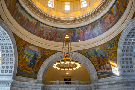 Salt Lake City, UT, USA - August 5, 2019: The large hallways of the inside building of Utah State Capitolのeditorial素材
