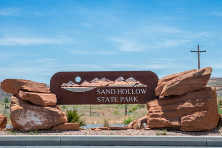 Sand Hollow SP, UT, USA - May 17 2020: A welcoming signboard at the entry point of the parkのeditorial素材