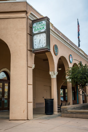 Yuma, AZ, USA - December 22, 2019: The Yuma National Bankのeditorial素材