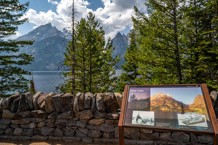 Grand Teton, WY, USA - Aug 29, 2020: The Jenny Lakeのeditorial素材