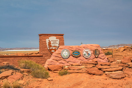 Glen Canyon NR, AZ, USA - Sept 26, 2020: A welcoming signboard at the entry point of the preserve parkのeditorial素材