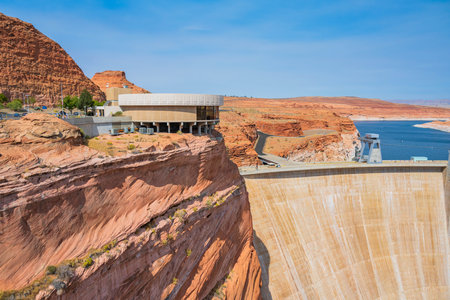Glen Canyon NR, AZ, USA - Sept 26, 2020: The Glen Canyon Damのeditorial素材