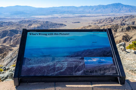 Joshua Tree NP, CA, USA - Nov 28, 2020: What is Wrong with this Pictureのeditorial素材