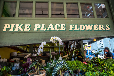 Seattle, WA, USA - August 29, 2021: The Pike Place Flowersのeditorial素材