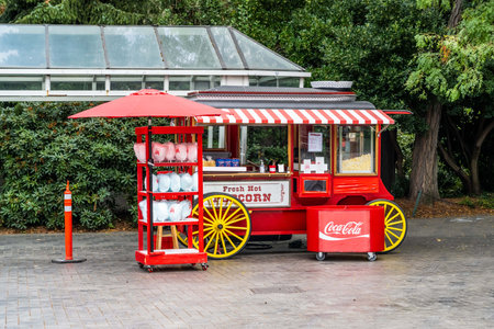 Seattle, WA, USA - August 31, 2021: A fresh hot popcorn stallのeditorial素材