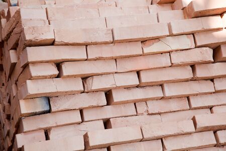 red bricks for cinstruction in a palletの写真素材