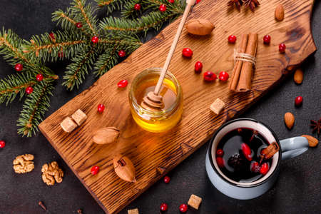 Hot mulled wine for winter and Christmas with various spices. Preparing for the Christmas holidaysの写真素材