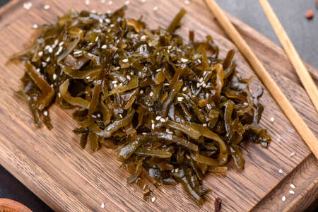 Tasty fresh sea cabbage ready to eat. Healthy Vegetarian Food with Iodine Contentの写真素材