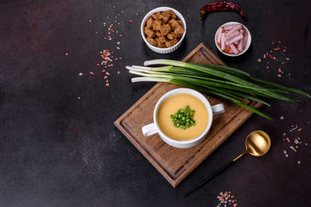 Green pea cream soup with crackers. Vegetarian healthy soupの写真素材