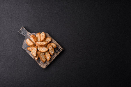 Italian cantuccini cookies with almonds, a sweet biscuit dessert. Cantuccini cookies as a food backdrop for your designの写真素材