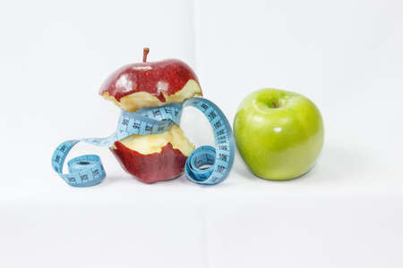 Apple ruler measurement comparison.