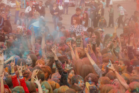 The festival colors Holi, on the Independence Day Russia, Krasnokamensk Zabaykalsky Krai.のeditorial素材