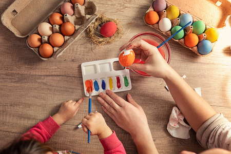 Family having fun and  preparation happy Easter holiday, play, fun, enjoy, paintâ¦の写真素材