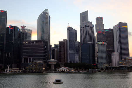 skyscraper ay marina bay singaporeのeditorial素材