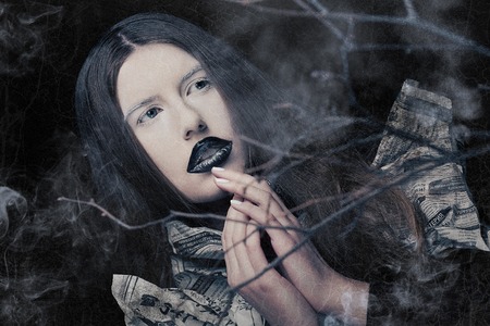 Creative visage, Dark Side.