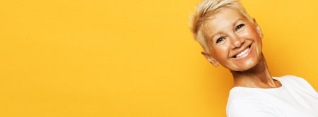 Happy elderly pensioner smiling, close upの写真素材