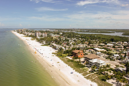 Fort Myers Beach Pre Hurricane Ianのeditorial素材