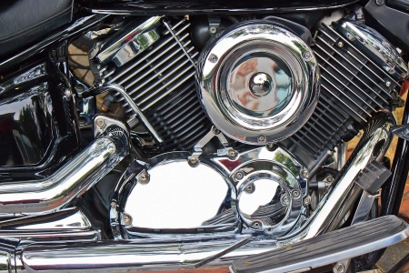 The heavy motorcycle engine with High-speed driving force