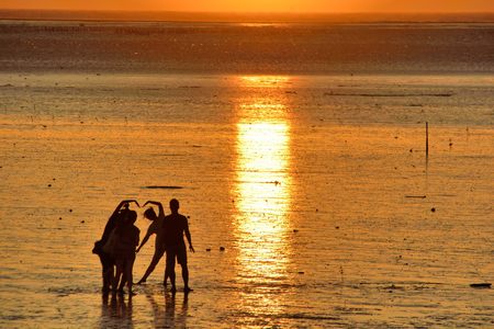 sunset glowの写真素材