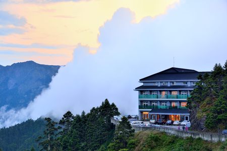 Mountains and clouds, Hehuan Mountain, Taiwan.Photo Photo taken on: June 29,2017, Check-in: Songxue House.のeditorial素材