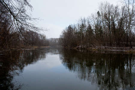 Gloomy, rough, winter river Psel - an interesting screensaver for the gadget.