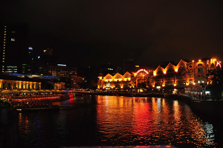Colorful light building at night in Clarke Quay, Singapore Clarke Quay, is a historical riverside quay in Singapore, located within the Singapore River Area.のeditorial素材