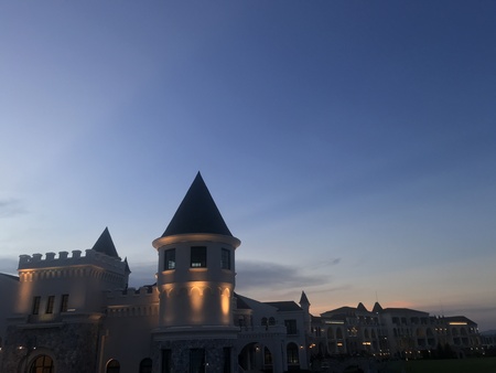 myozone khaoyai is a breathtaking luxury and Wellness resortのeditorial素材