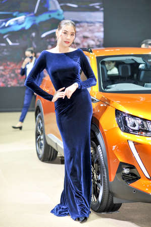 BANGKOK-april 3 pretty at The42th Bangkok International Motor Show 2021 on april 3, 2021 in Bangkok, Thailandのeditorial素材