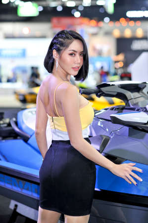 BANGKOK-april 3 pretty at The42th Bangkok International Motor Show 2021 on april 3, 2021 in Bangkok, Thailandのeditorial素材