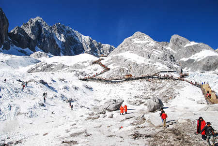 Jade Dragon Snow Mountainの写真素材