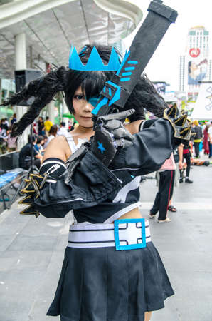 BANGKOK - MAY 25 : An unidentified Japanese anime cosplay pose in Oishi World Cosplay Fantastic 7 on May 25, 2013 at Central World, Bangkok, Thailand.のeditorial素材