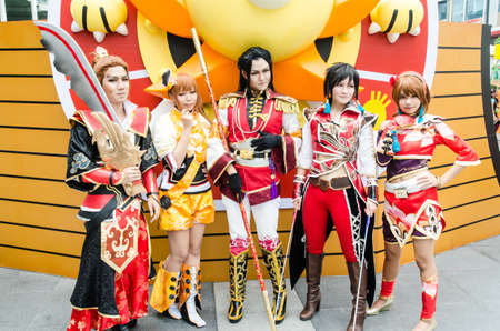 BANGKOK - MAY 25 : Cosplayers as characters dynasty warrior in Oishi World Cosplay Fantastic 7 on May 25, 2013 at Central World, Bangkok, Thailand.のeditorial素材