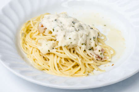 Pasta Carbonara with ham and cheeseの写真素材