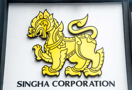 BANGKOK - Nov 8 : Singha Selection Logo at Central World on november 8, 2015 in beer festival Bangkok. Singha is owned by Boonrawdasiabeverage, the largest beverages company in Thailandのeditorial素材