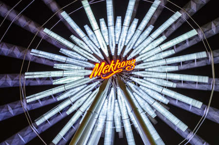 BANGKOK, THAILAND - MARCH 30,2016 : Ferris wheel at Asiatique the riverfront in the night on MARCH 30,2016 in bangkok. Here is the night market in bangkok - thailand.のeditorial素材